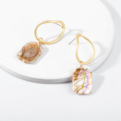 Natural Shell Dangle